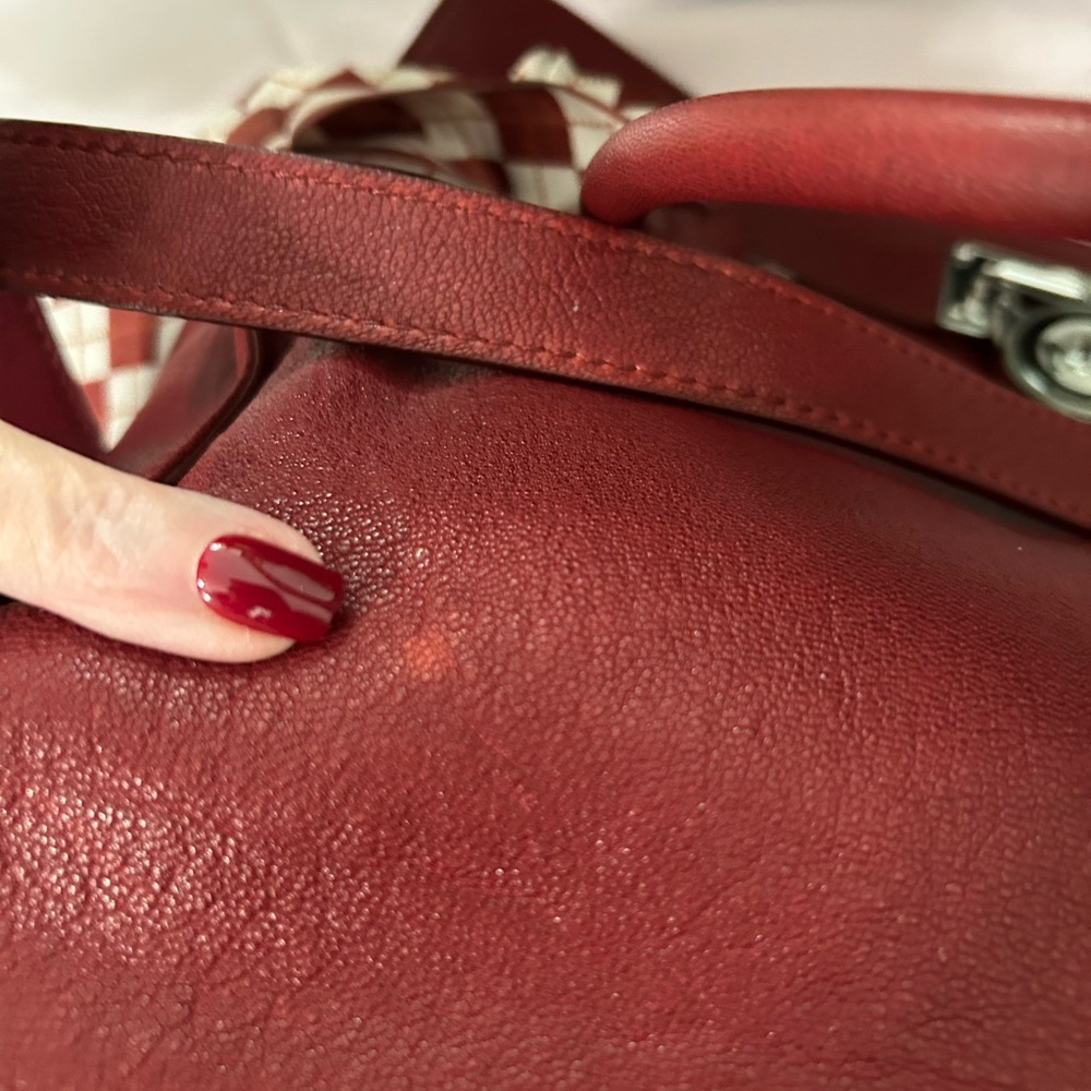 Michael Kors Burgundy Shoulder Bag With Silver Hardware and Lock And Key - Picture 7 of 10